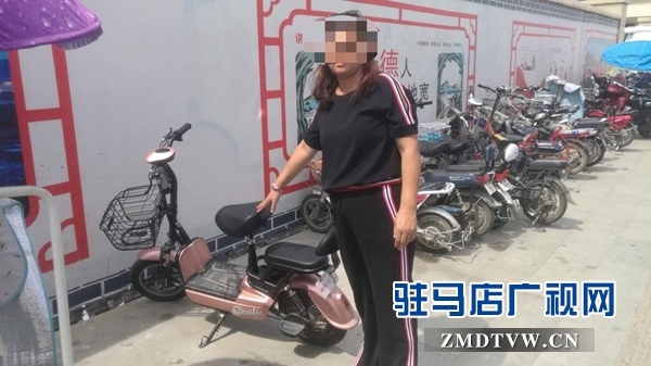 貪心女賊偷車(chē)偷衣服 細(xì)心民警人贓并獲