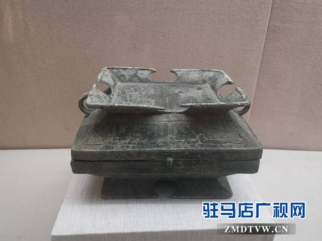 信陽(yáng)出土文物在駐馬店展出