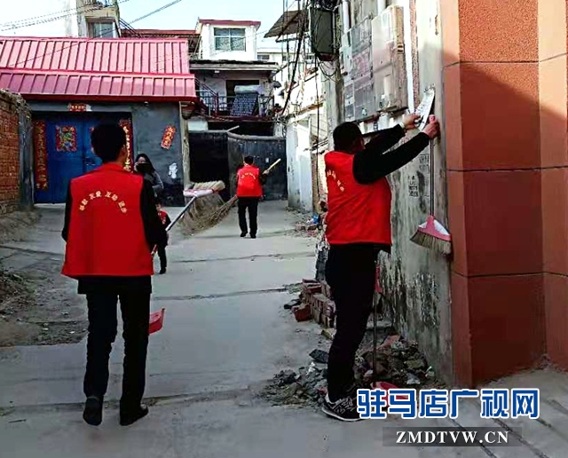 上蔡縣蘆崗街道:情系雷鋒月 灑愛(ài)在家園