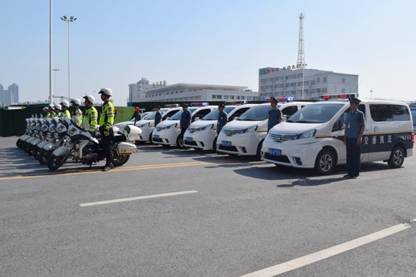 駐馬店市開展打擊中心城區(qū)非法營運(yùn)三輪車專項(xiàng)整治行動