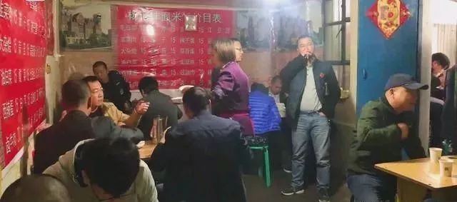 深夜食堂：攢勁弟弟帶你吃！烏魯木齊十大經(jīng)典拌面館，咱新疆人就好這口... 