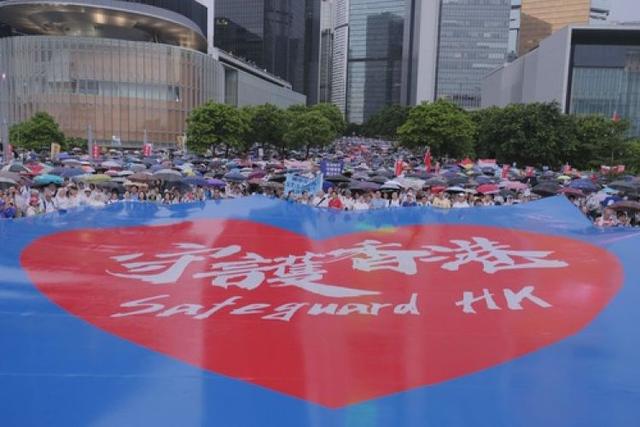 忍無可忍，終于出手了！這一次香港人不再沉默，這個決定非同尋常 