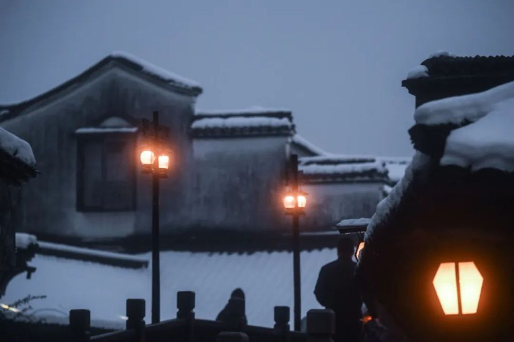 今日冬至，風(fēng)雪連晝夜，最珍是家常