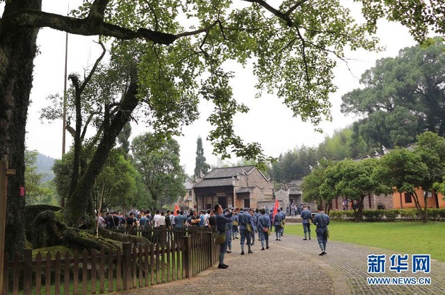 鐘華論：風雨蒼黃百年路，高歌奮進新征程——從黨史學習教育中汲取智慧力量 