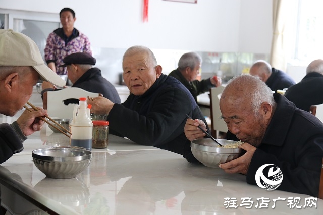 見證小康時代，讓殘疾人士活出精彩人生