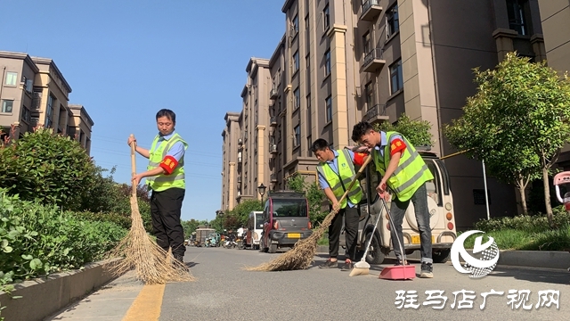 中建一局三公司：清掃衛(wèi)生美家園 服務(wù)群眾當(dāng)先鋒