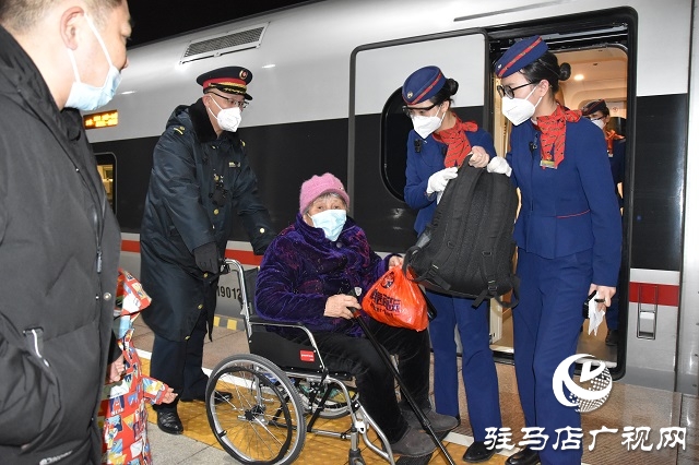 駐馬店車務段迎來春運返程客流高峰 多去往北京、上海、深圳、鄭州等地