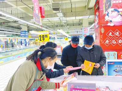 芥末味、芽菜臊子味、咸蛋黃味……“怪味”湯圓請(qǐng)求上桌，你會(huì)相中誰(shuí)