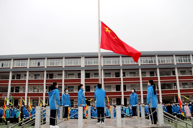 多圖直擊！駐馬店市各中小學(xué)幼兒園春季開(kāi)學(xué)第一天