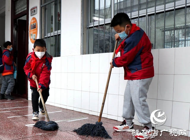 多圖直擊！駐馬店市各中小學(xué)幼兒園春季開(kāi)學(xué)第一天