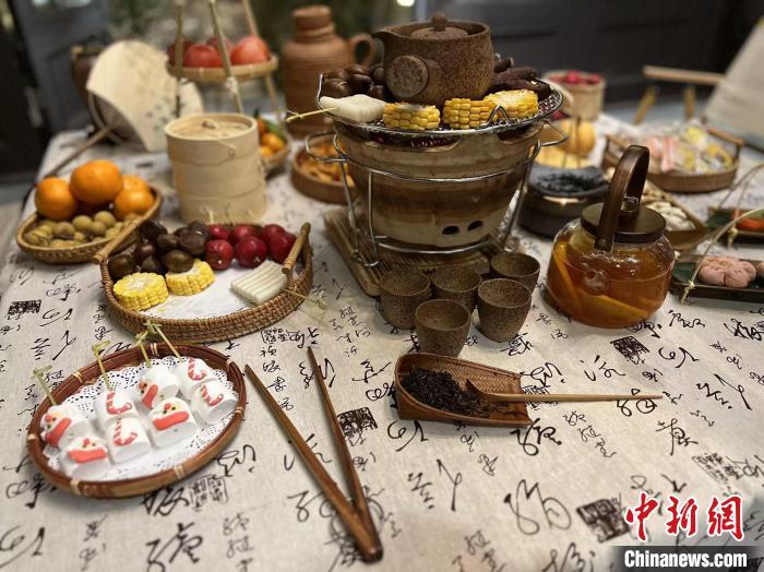 紅泥小火爐，小心會(huì)中毒：“圍爐煮茶”有風(fēng)險(xiǎn)