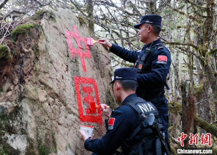 西藏玉麥：移民管理警察鐫刻在邊境巡邏路上的忠誠(chéng)