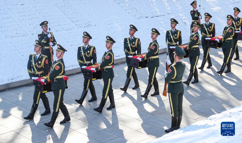 英魂安息 家國安寧——第十批在韓中國人民志愿軍烈士遺骸安葬儀式側(cè)記