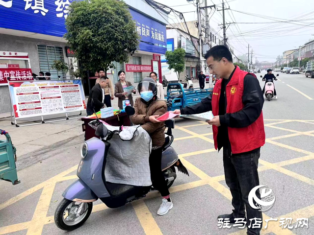 平輿縣李屯鎮(zhèn)開展全民國家安全教育日普法宣傳活動