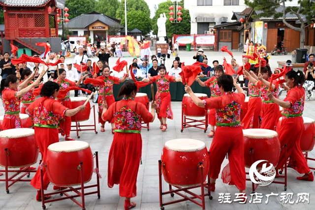 泌陽(yáng)縣舉辦慶五一文體展演活動(dòng)