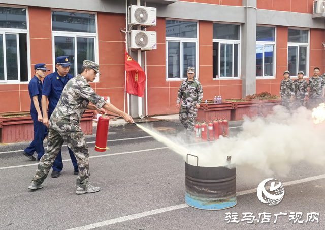 駐馬店：開展消防知識實(shí)操演練 筑牢校園安全防線