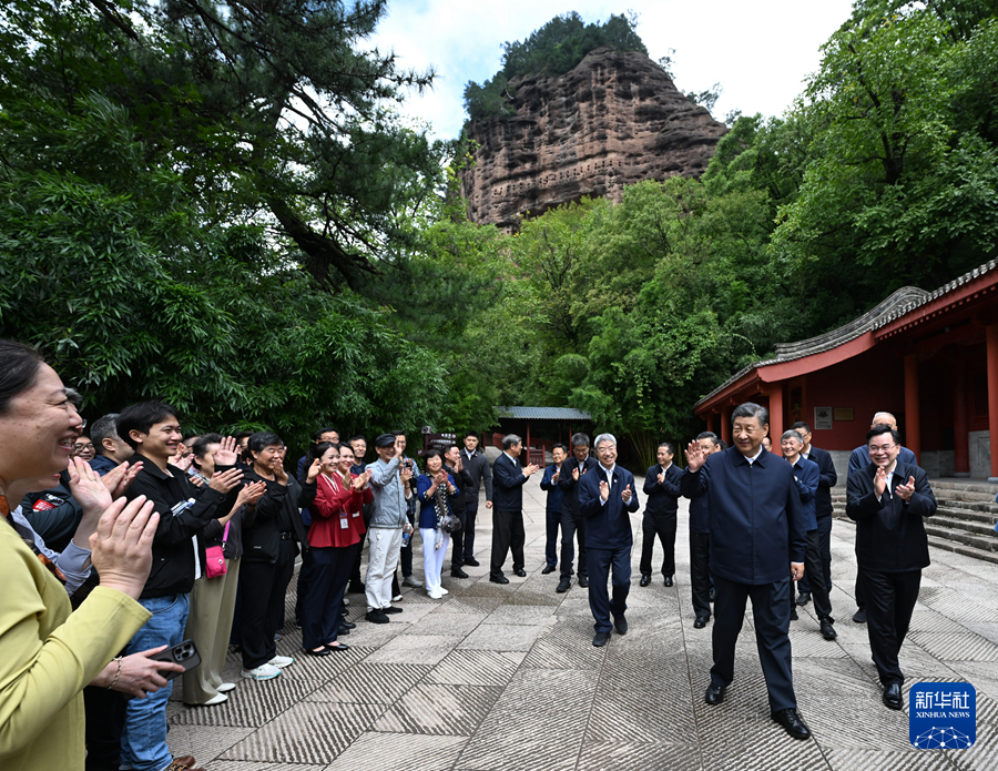 習(xí)近平在甘肅考察時(shí)強(qiáng)調(diào) 深化改革勇于創(chuàng)新苦干實(shí)干富民興隴 奮力譜寫中國式現(xiàn)代化甘肅篇章